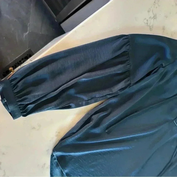 Loft Blue Peasant Top Long Sleeve Tie V Neck Silky Size M - Picture 4 of 13